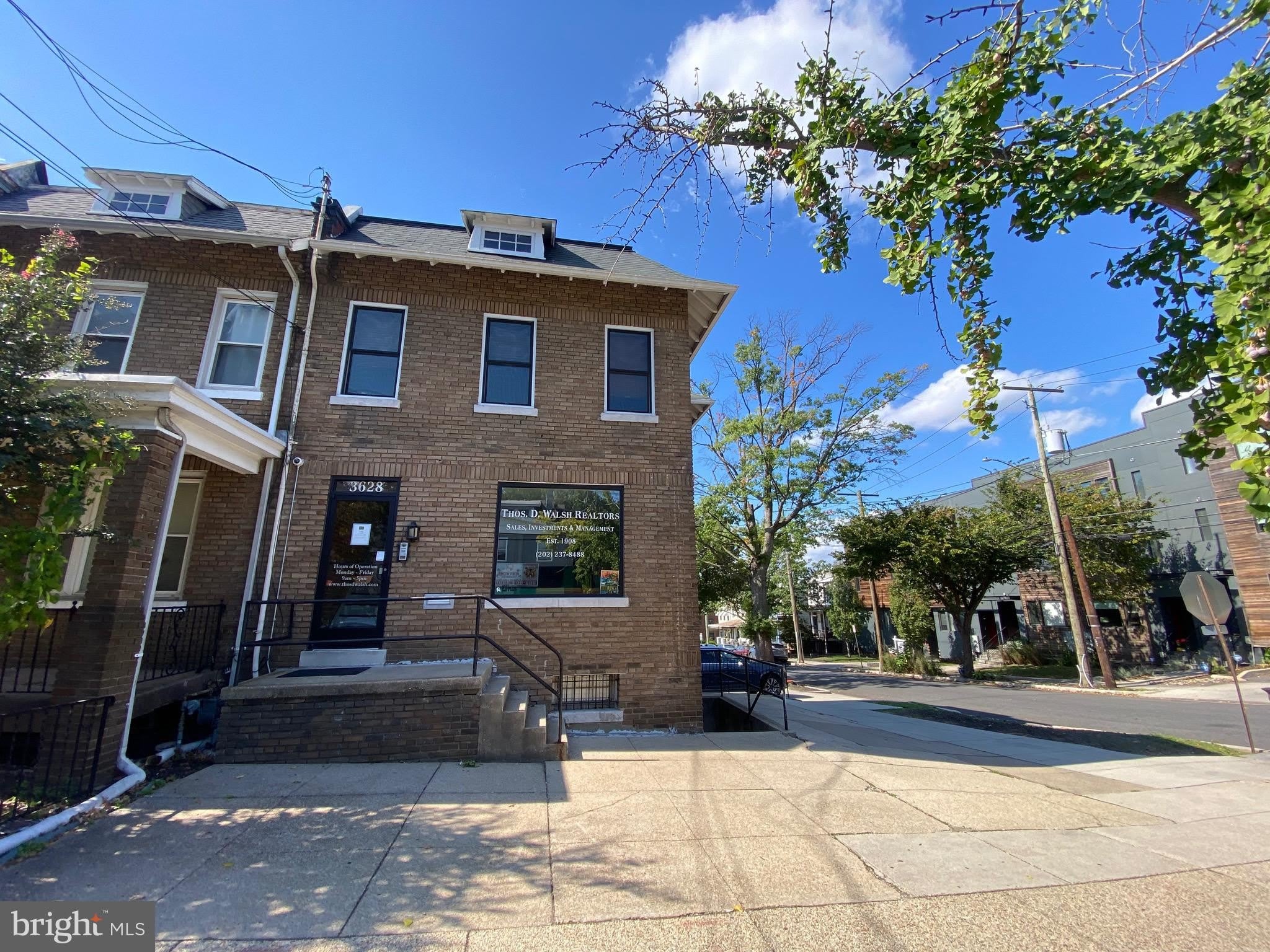 3628 12TH Street NE – photo 2