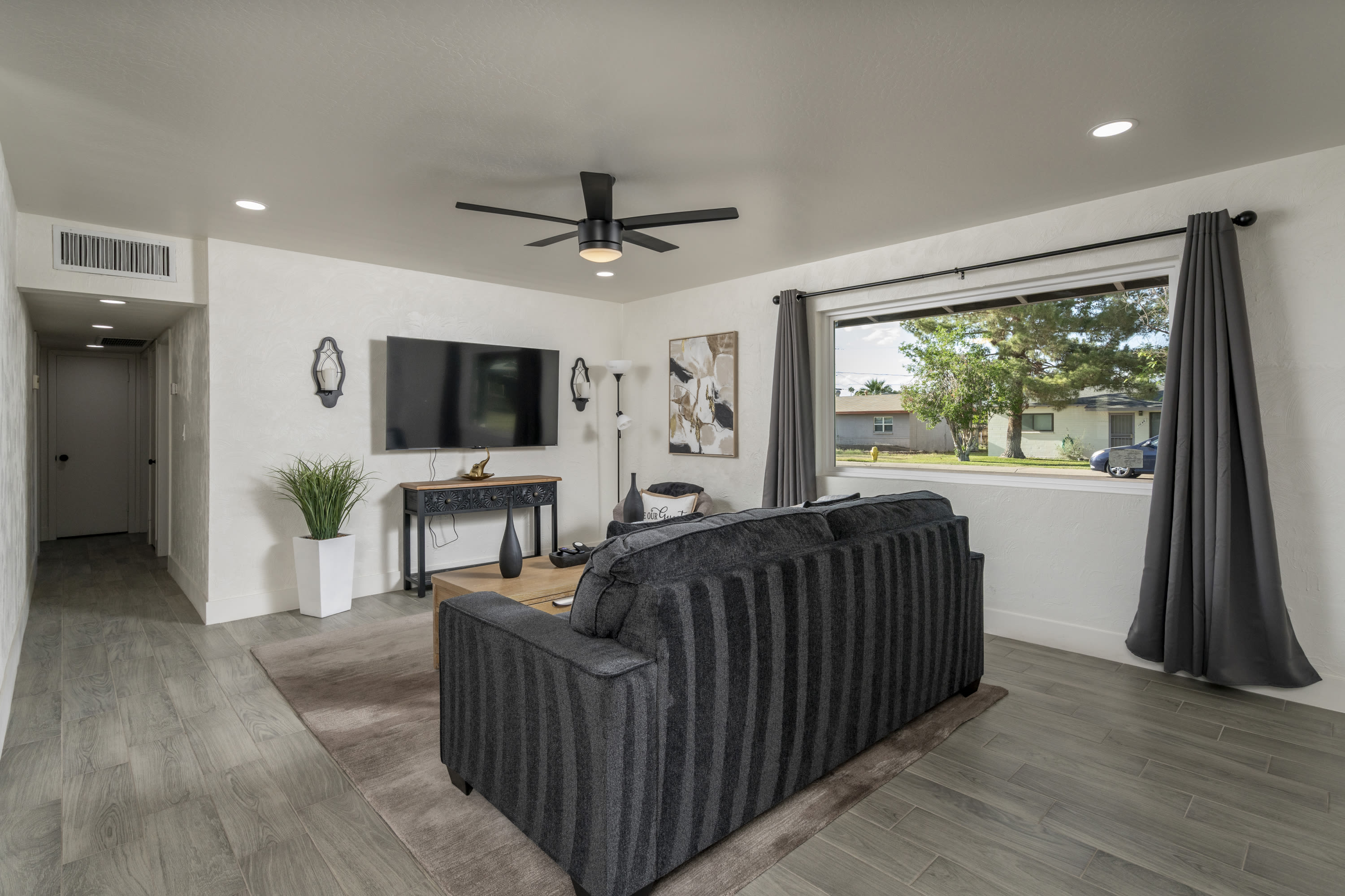 1047 West Elna Rae Street – photo 2