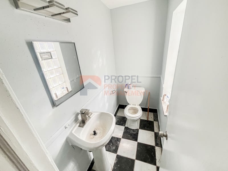 19440 Hartwell Street – photo 4
