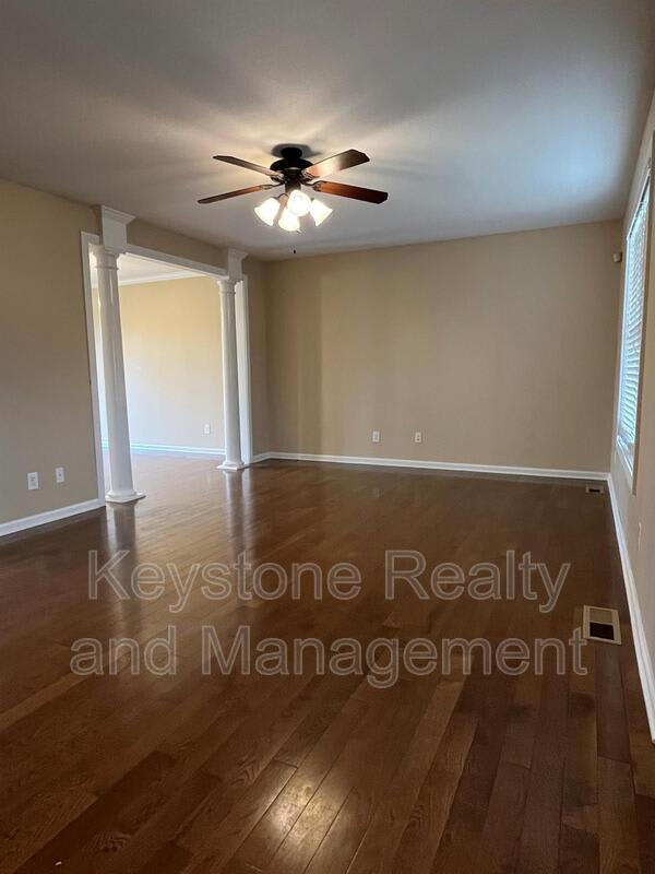1418 Bruceton Drive – photo 2