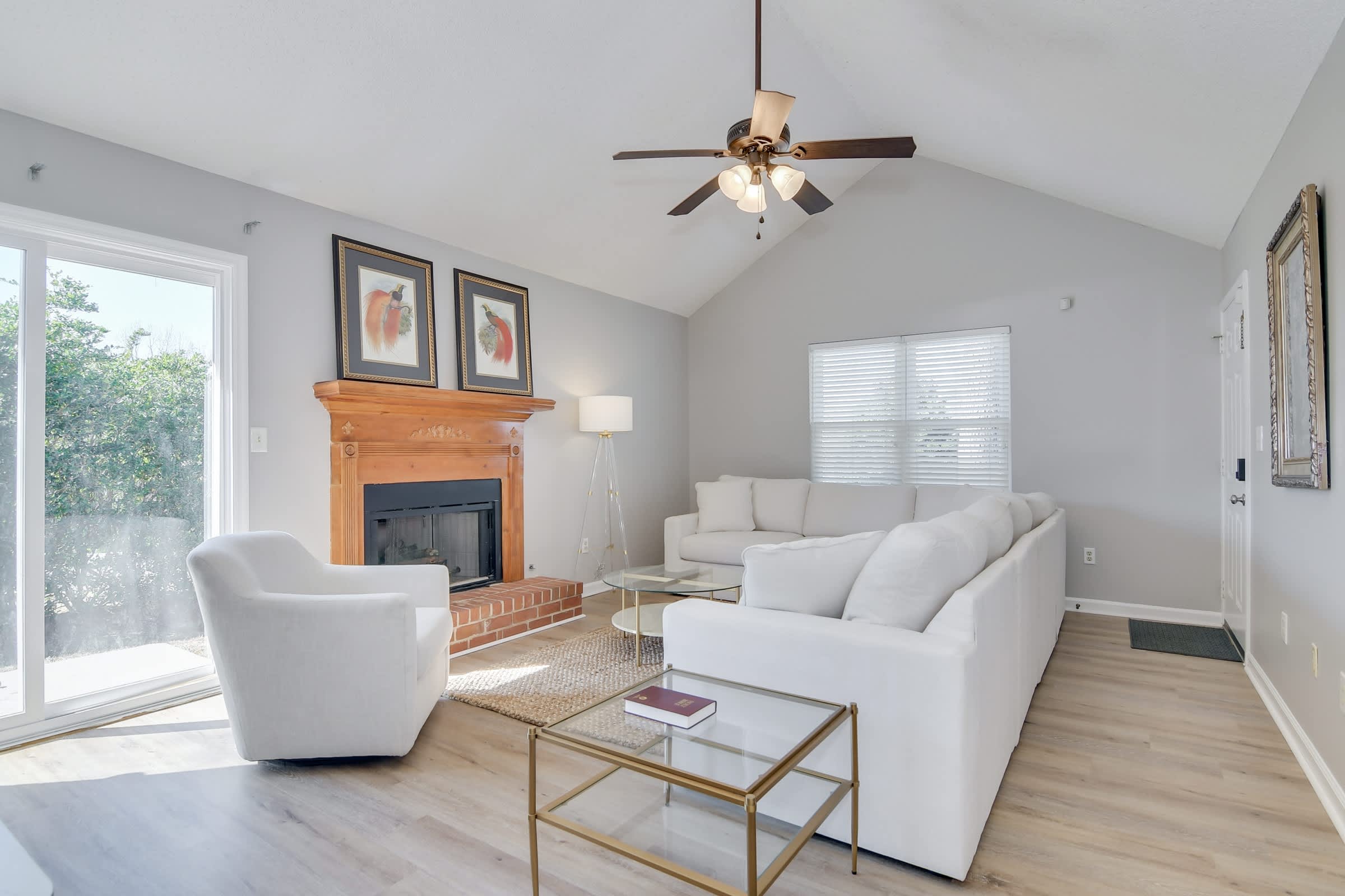 662 Tara Lane – photo 4