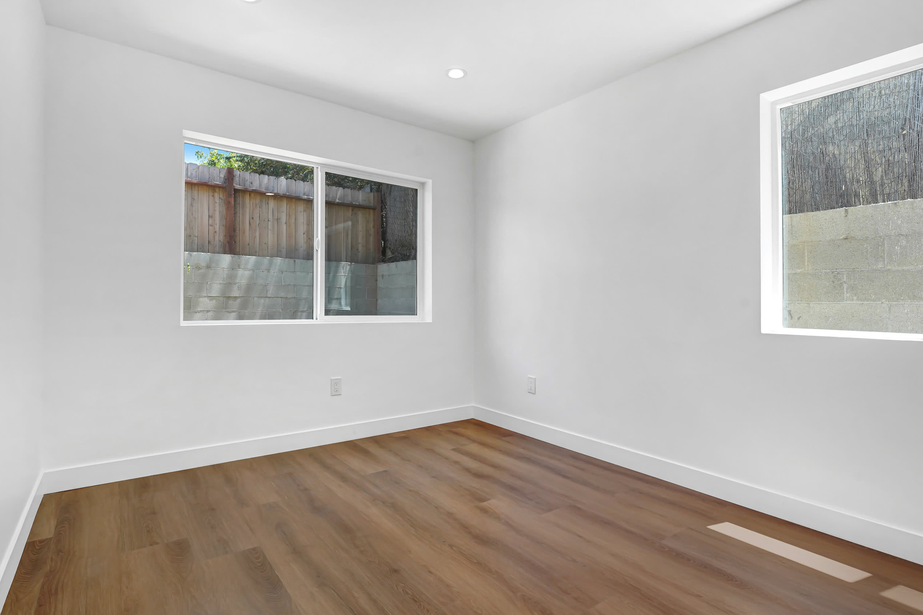 358 1 2 North Chicago Street – photo 3