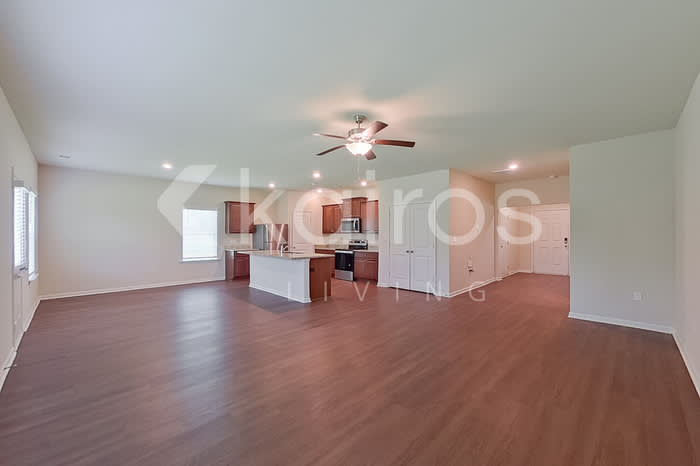 1103 Freedom Parkway – photo 4