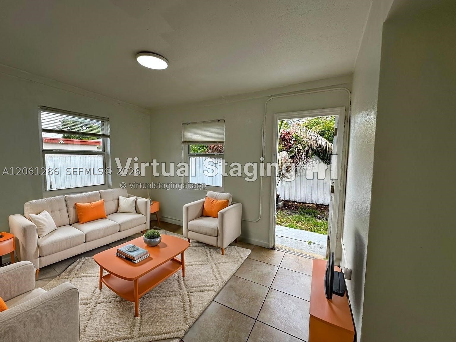 728 SW 6th St – photo 4