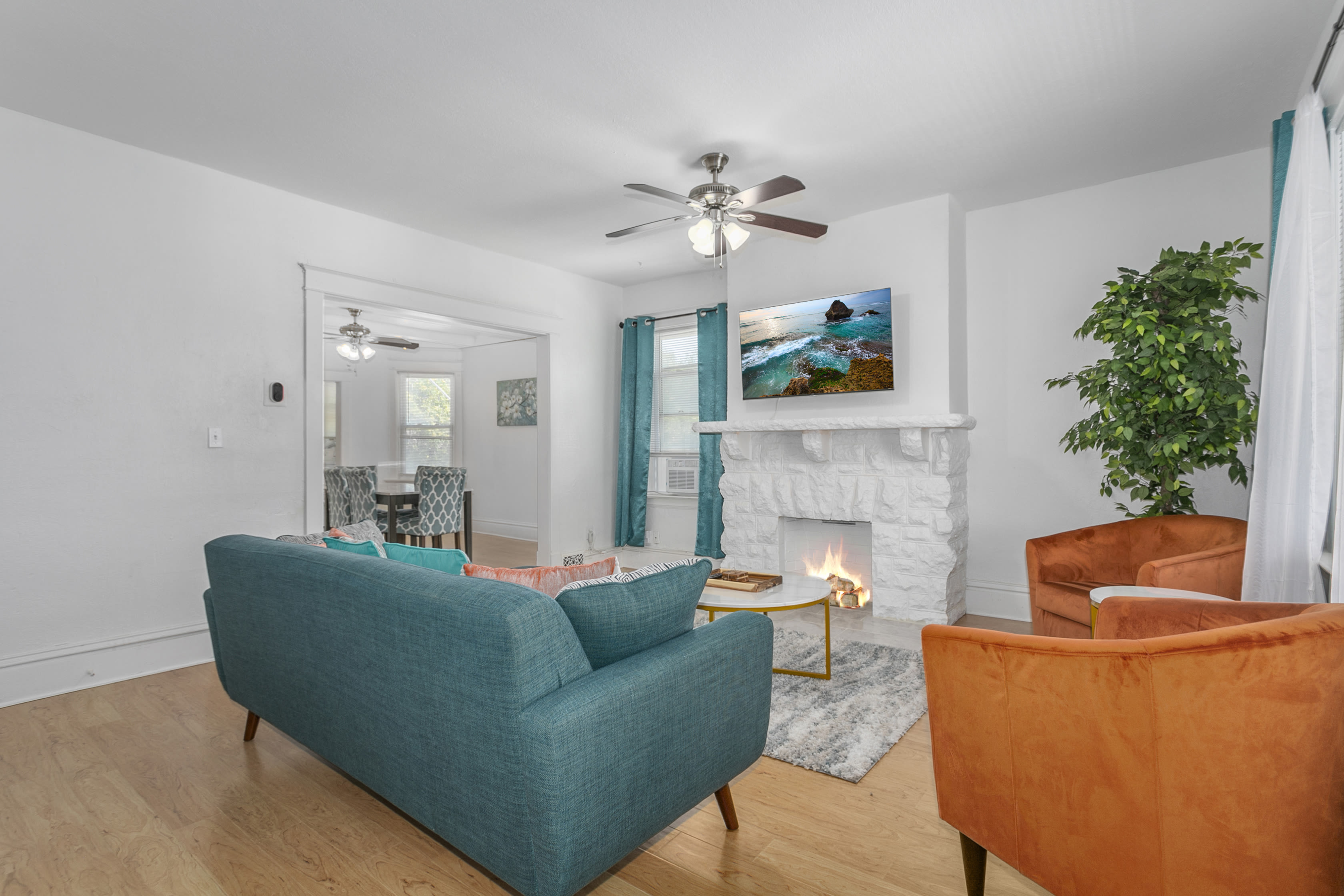 710 E 34th St – photo 3