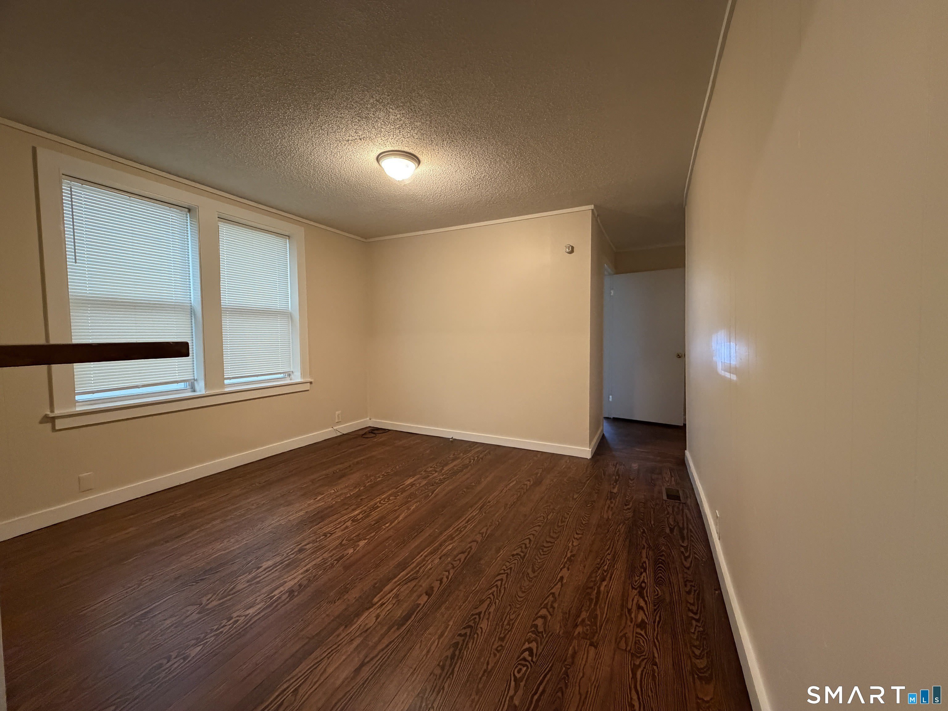 37-41 Jackson Avenue – photo 3