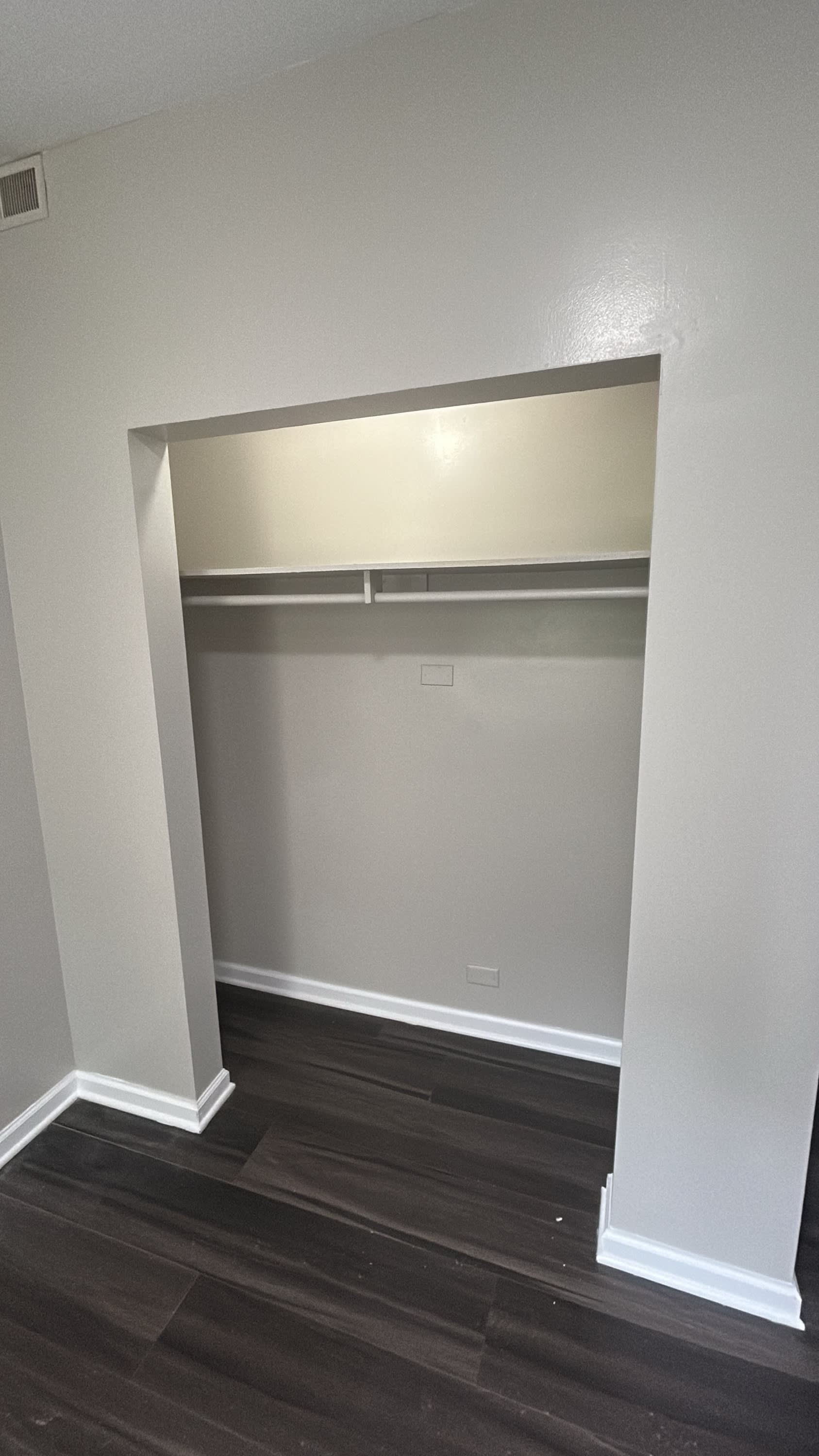 7554 South Essex Avenue – photo 4