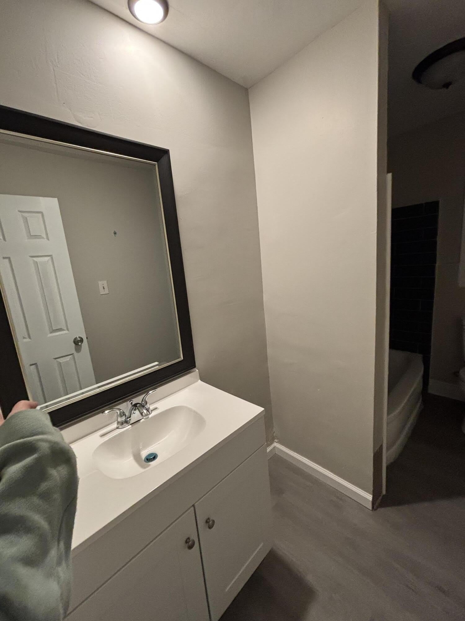 2458 Leslie Circle – photo 4