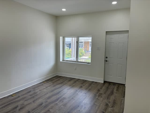 811 Farragut Street – photo 5