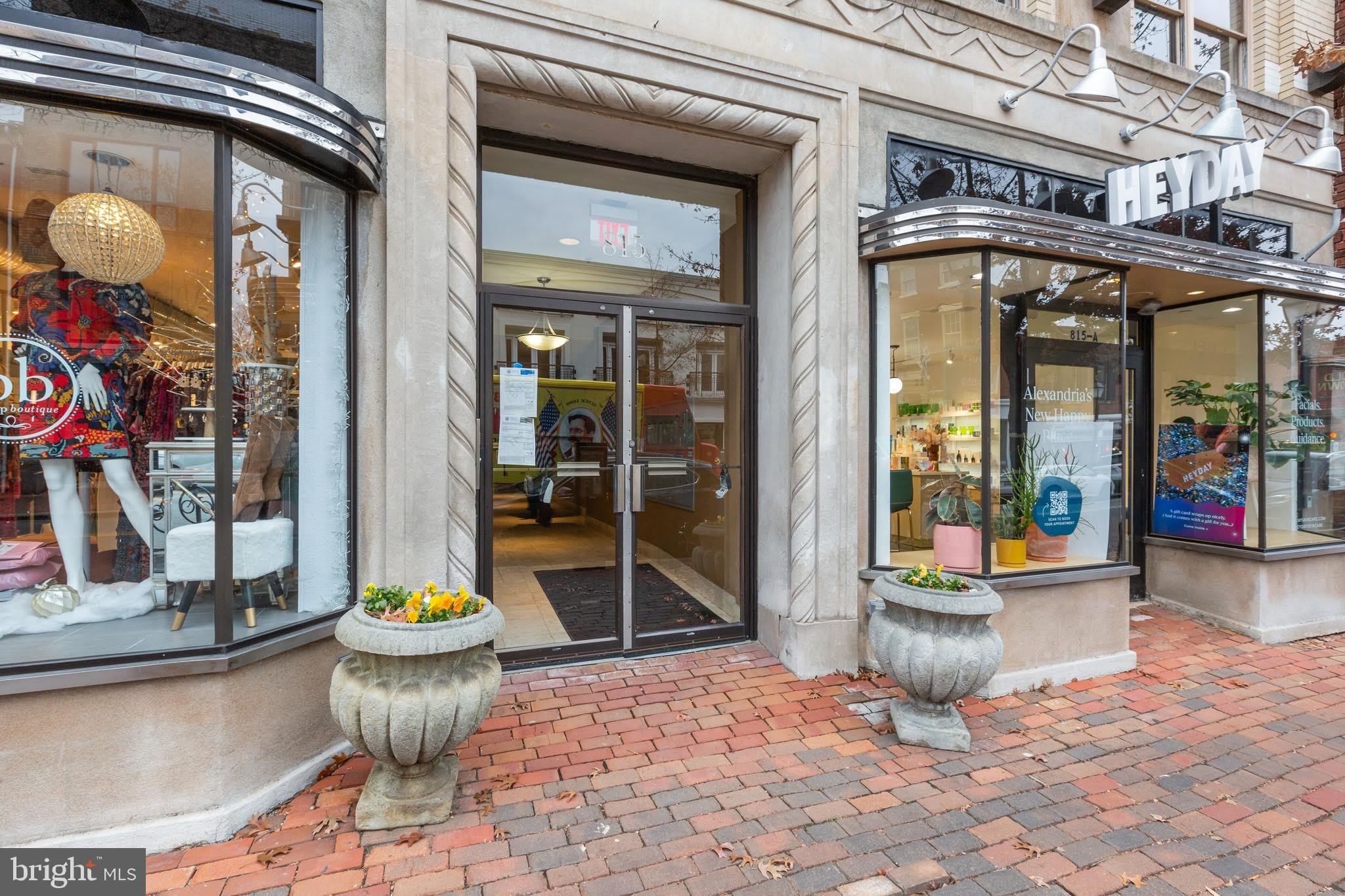 815 KING Street – photo 2