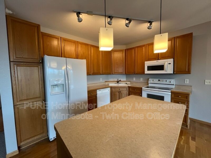 1800 Graham Ave – photo 4