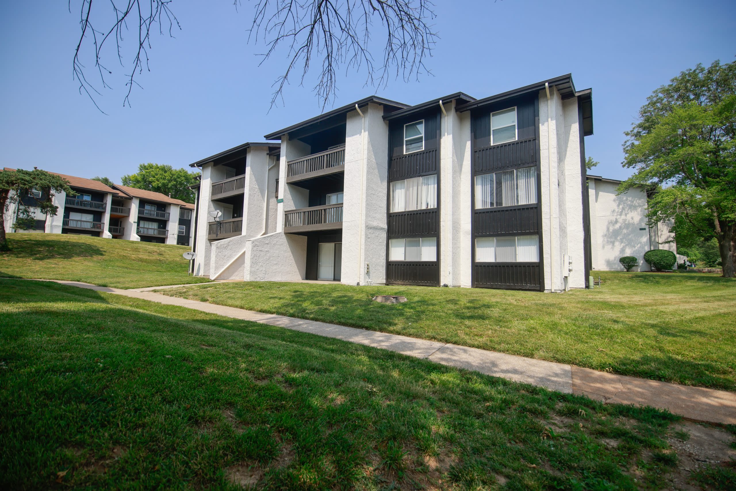 Brighton Apartments – photo 1
