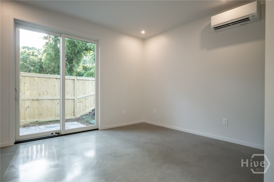 297 Morton Avenue – photo 2