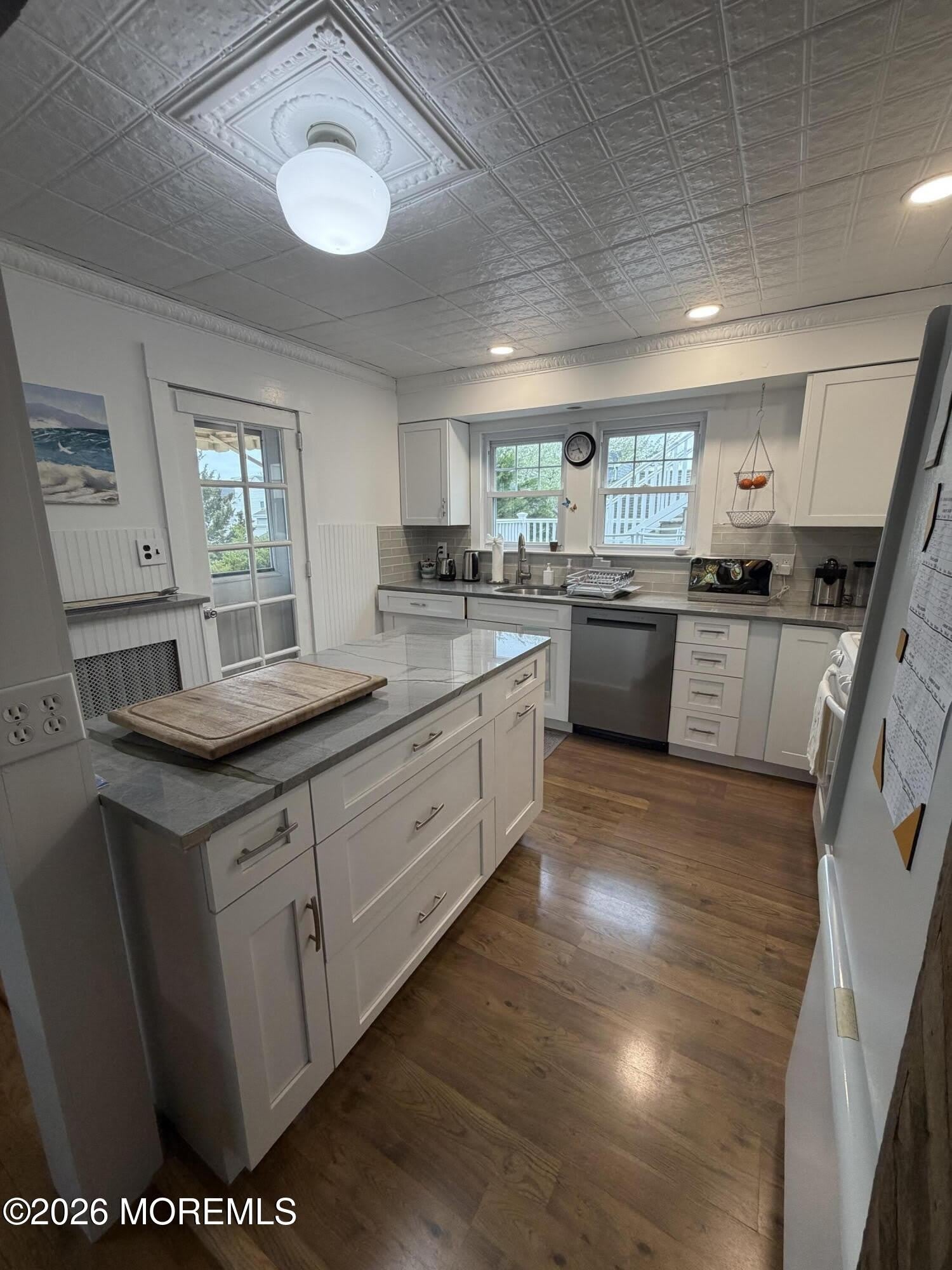 67 E Street – photo 4