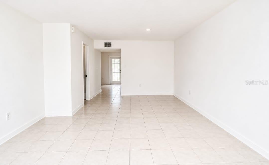 5850 CYPRESS GARDENS Boulevard – photo 2