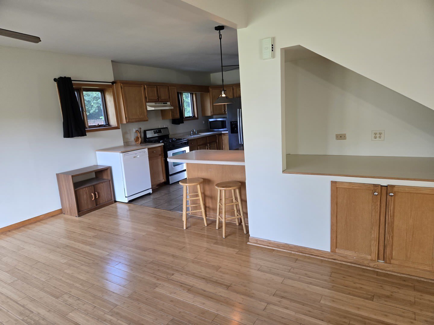 3902 W Claire Boulevard – photo 2