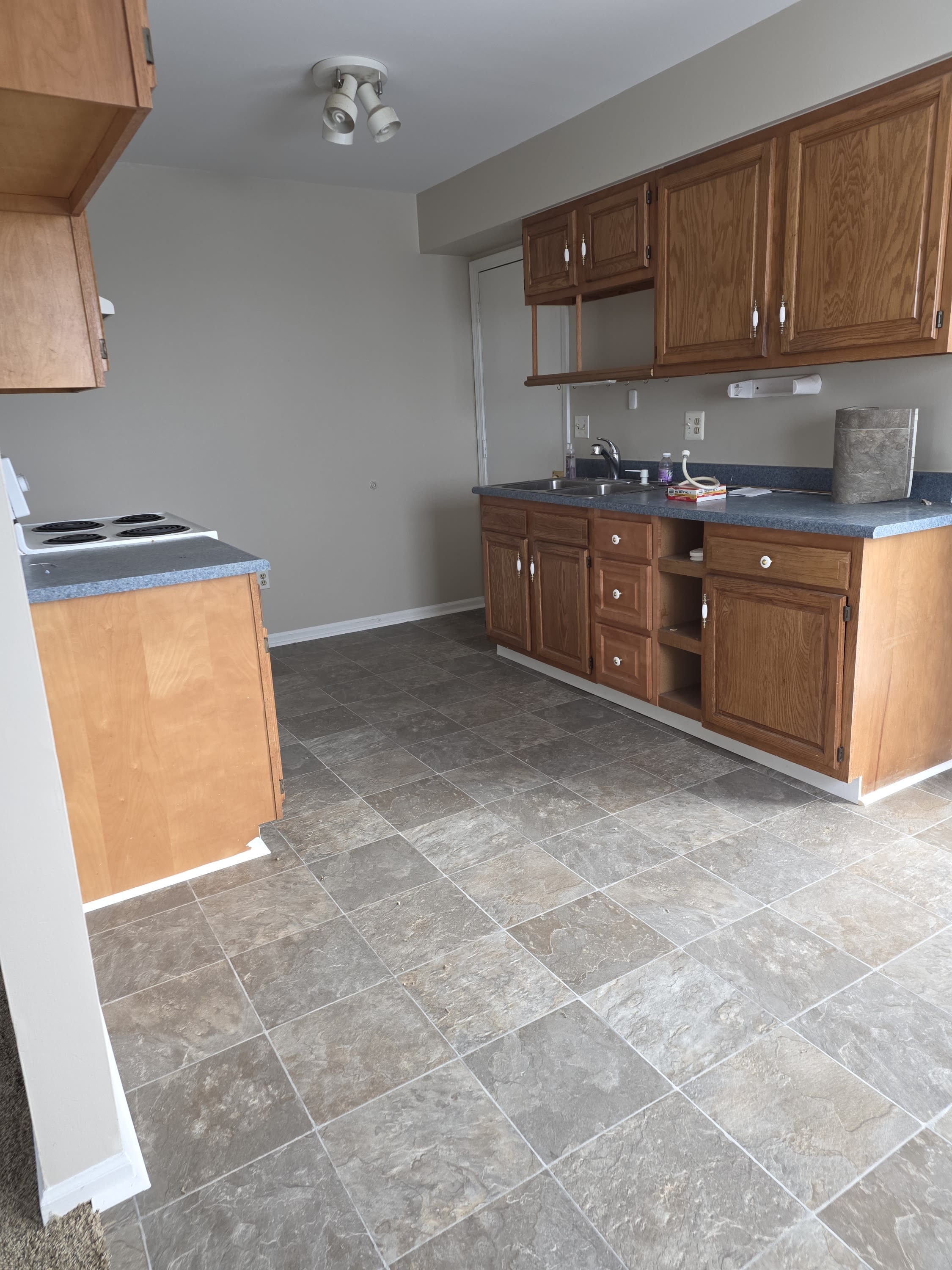 2622 Maple Street – photo 4