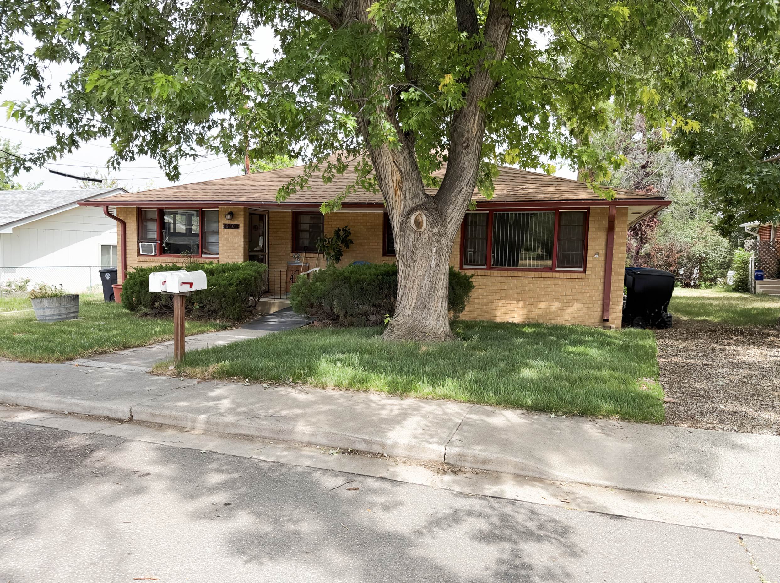808 Apple Court – photo 4