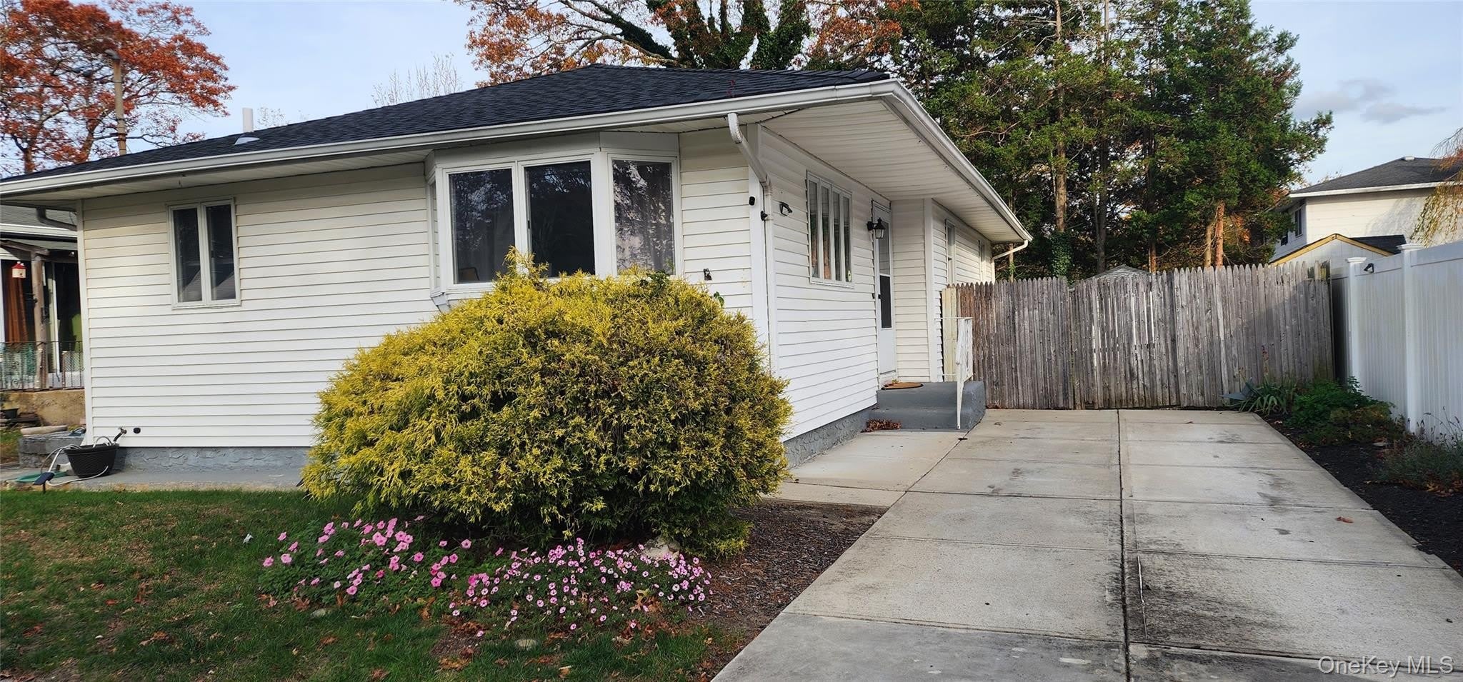 43 Titmus Drive – photo 2