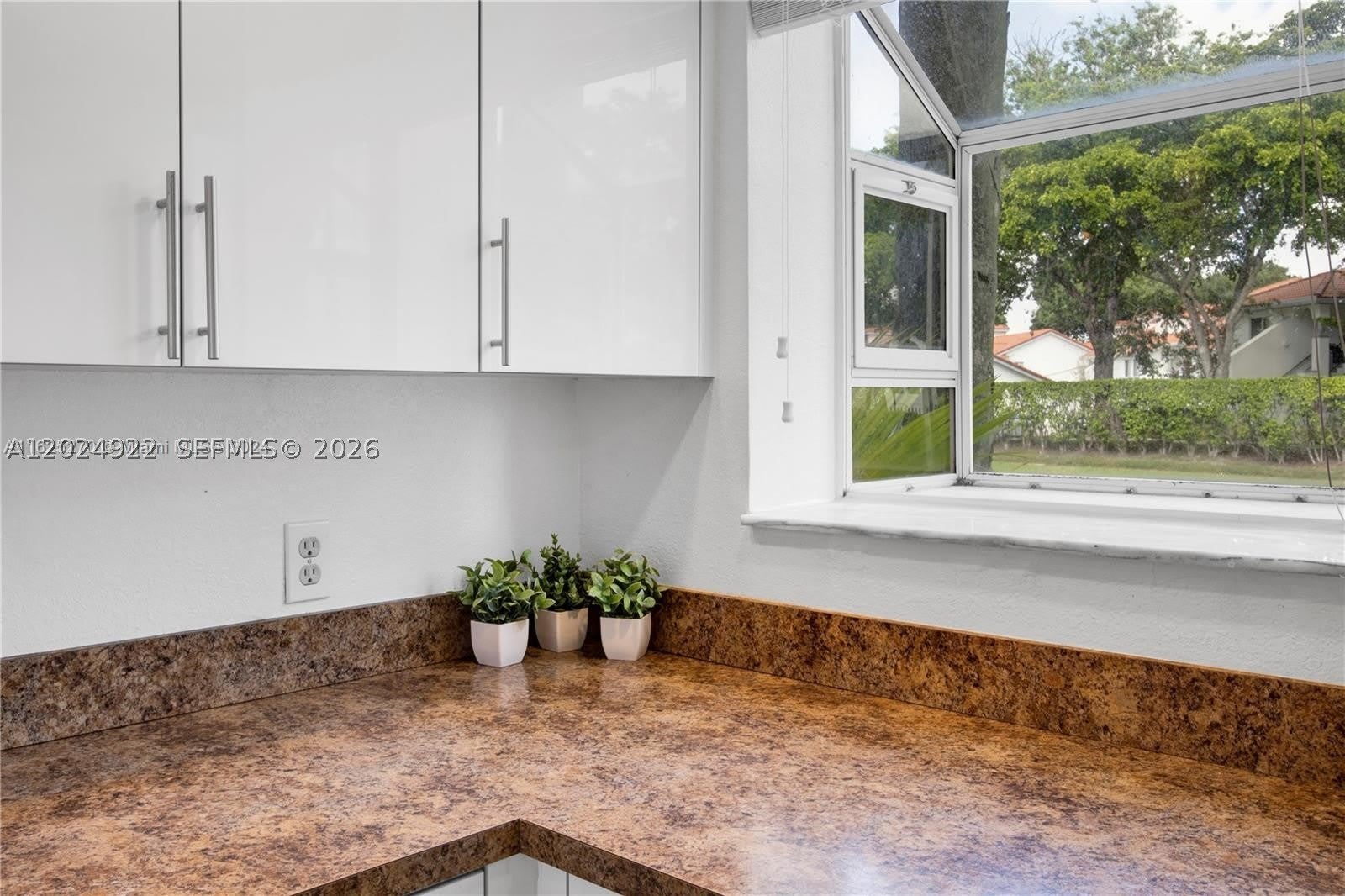 3420 Pinewalk Dr N – photo 5