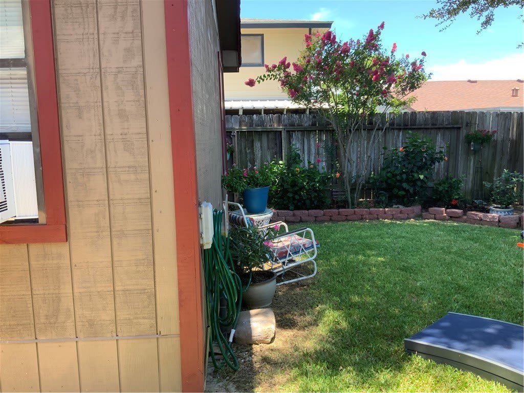 7426 Convair Drive – photo 2
