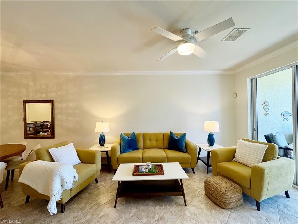 4884 Hampshire Ct – photo 2