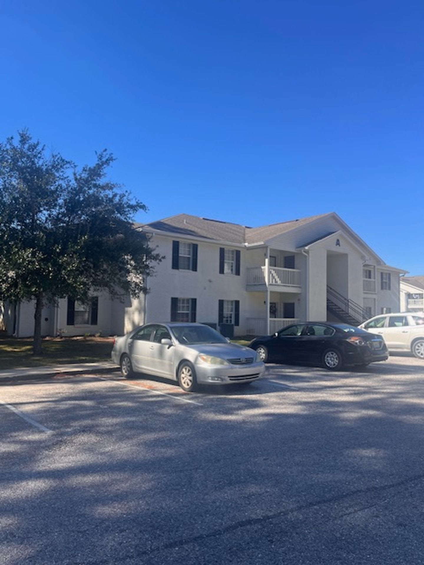 Captain's Landing Apartments – photo 4
