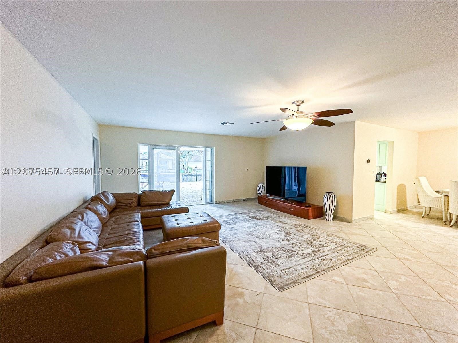 2820 NE 57th St – photo 5