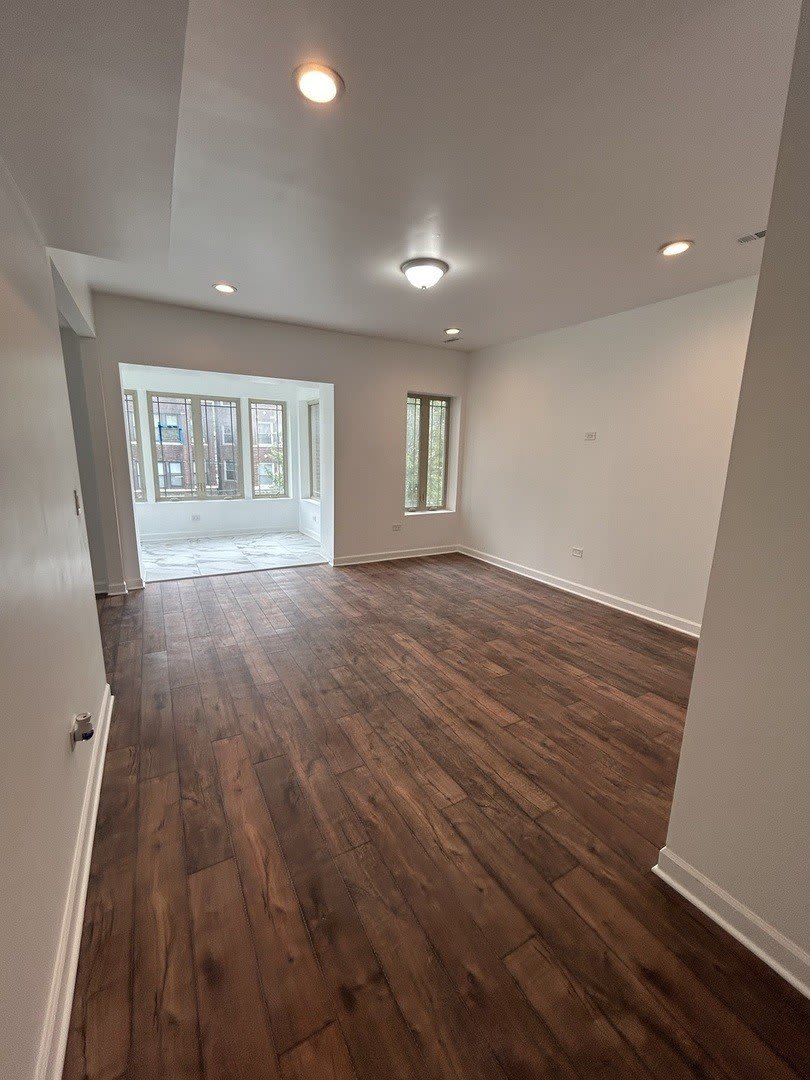 6016 S Saint Lawrence Avenue – photo 4
