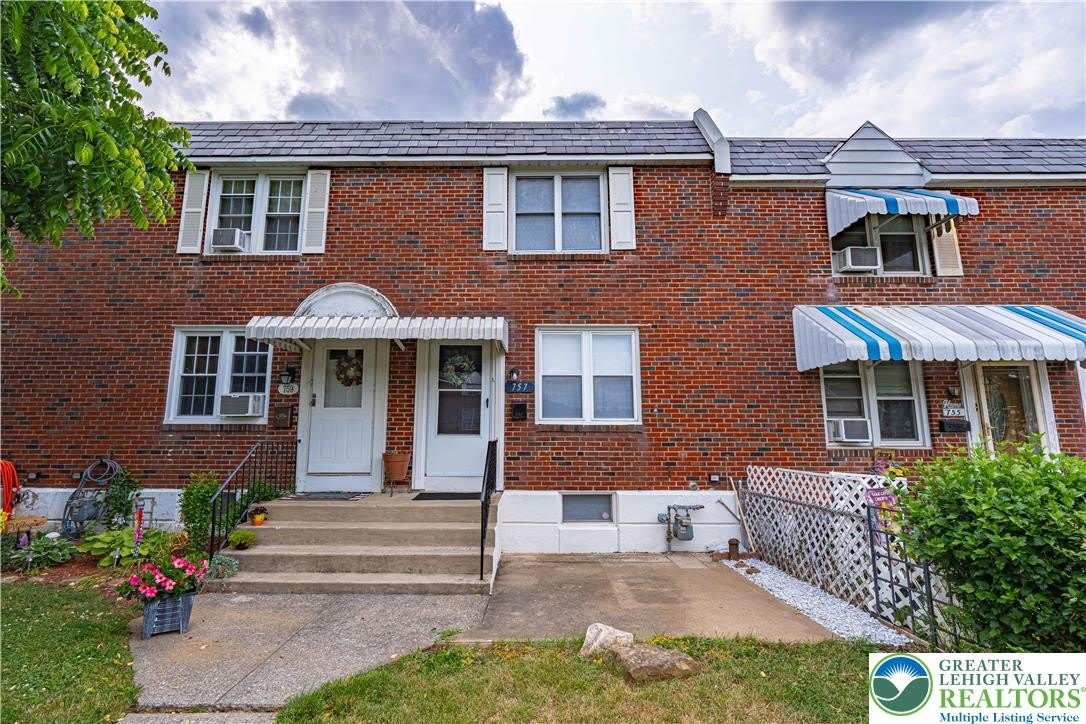 757 Benton Street – photo 1