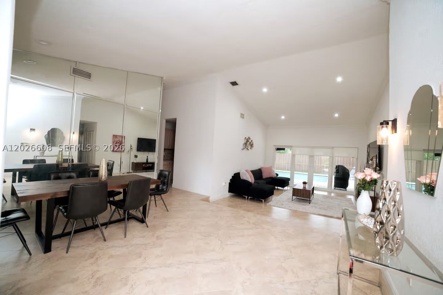 11931 SW 132nd Ave – photo 4