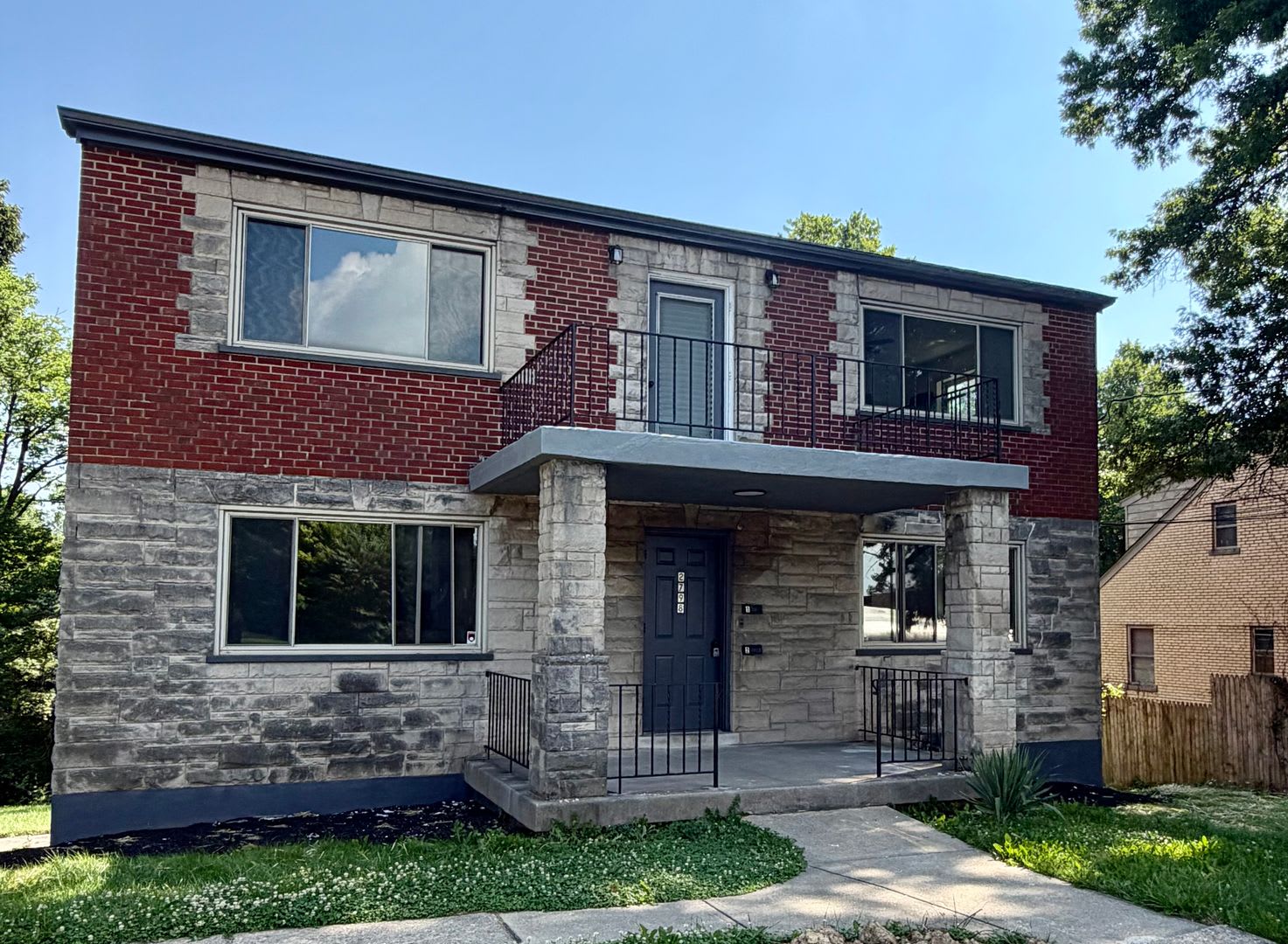 2798 Queen City Avenue – photo 2