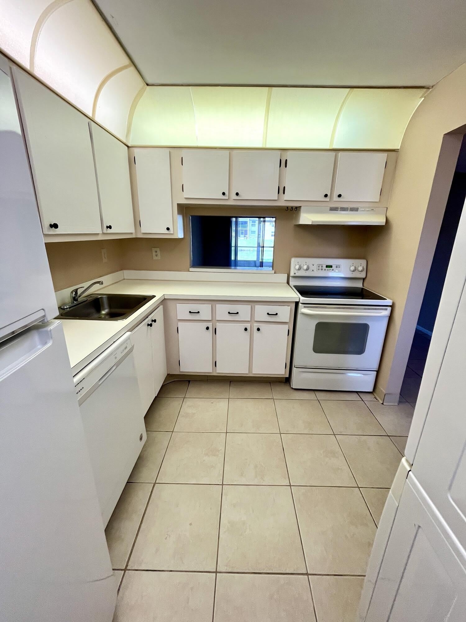 2500 Fiore Way – photo 2