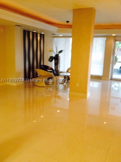 1833 S Ocean Dr – photo 4