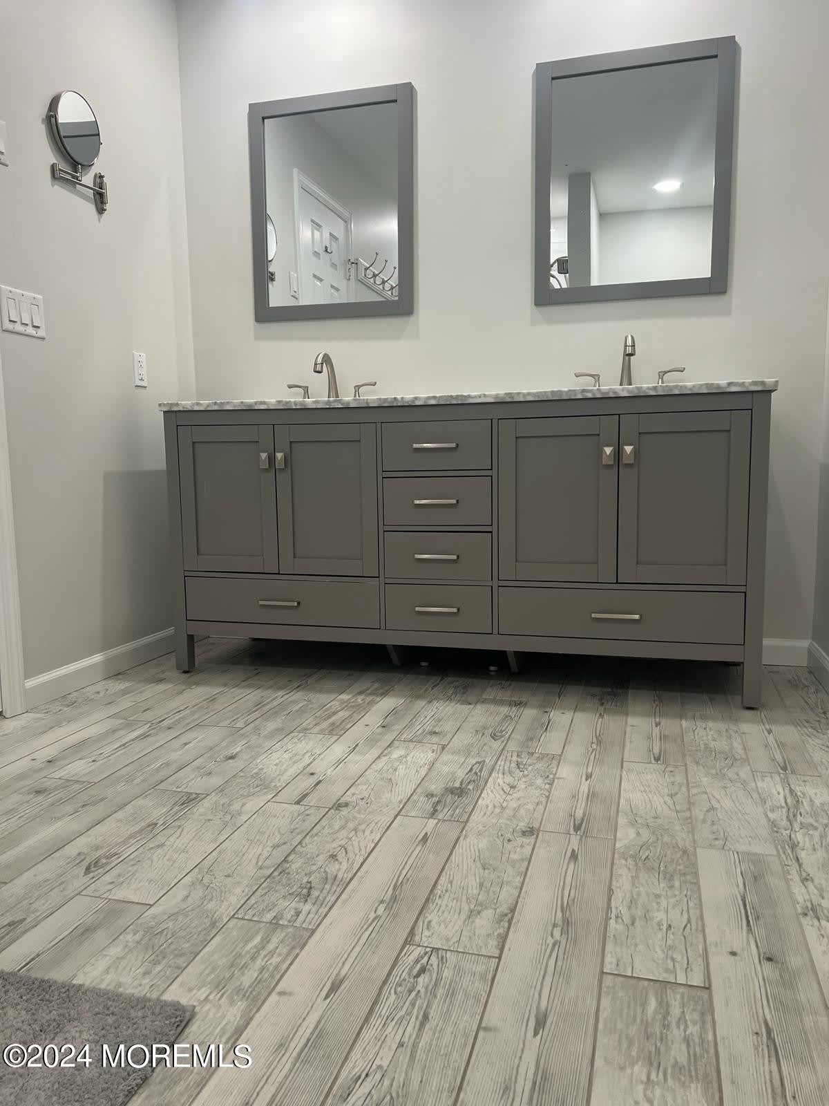 1578 N Bay Avenue – photo 5