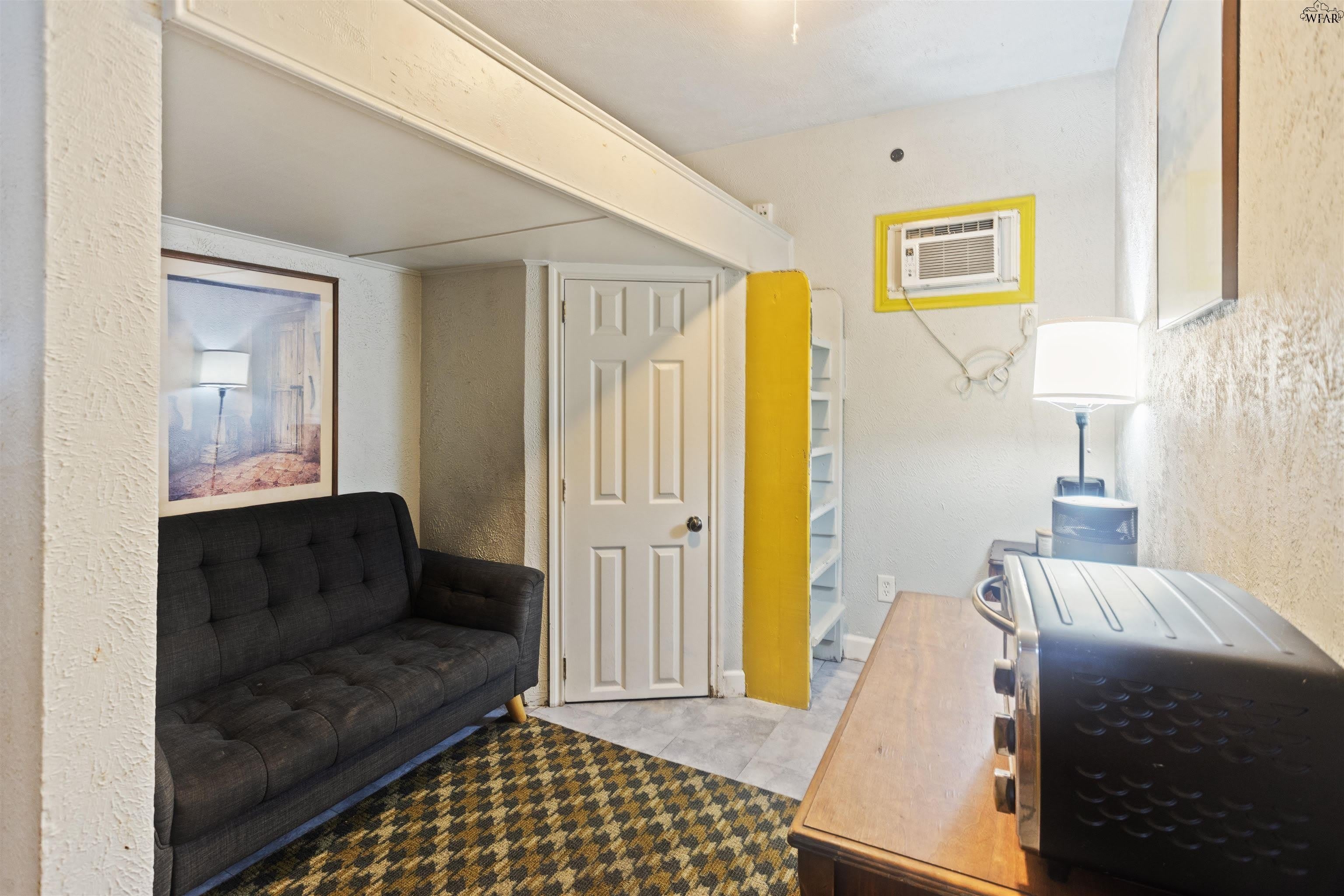 1710 SPEEDWAY AVENUE – photo 3