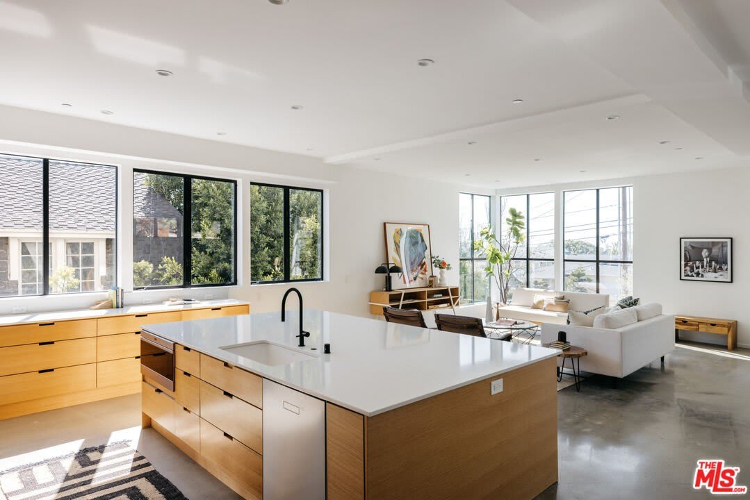 1624 Micheltorena St – photo 5