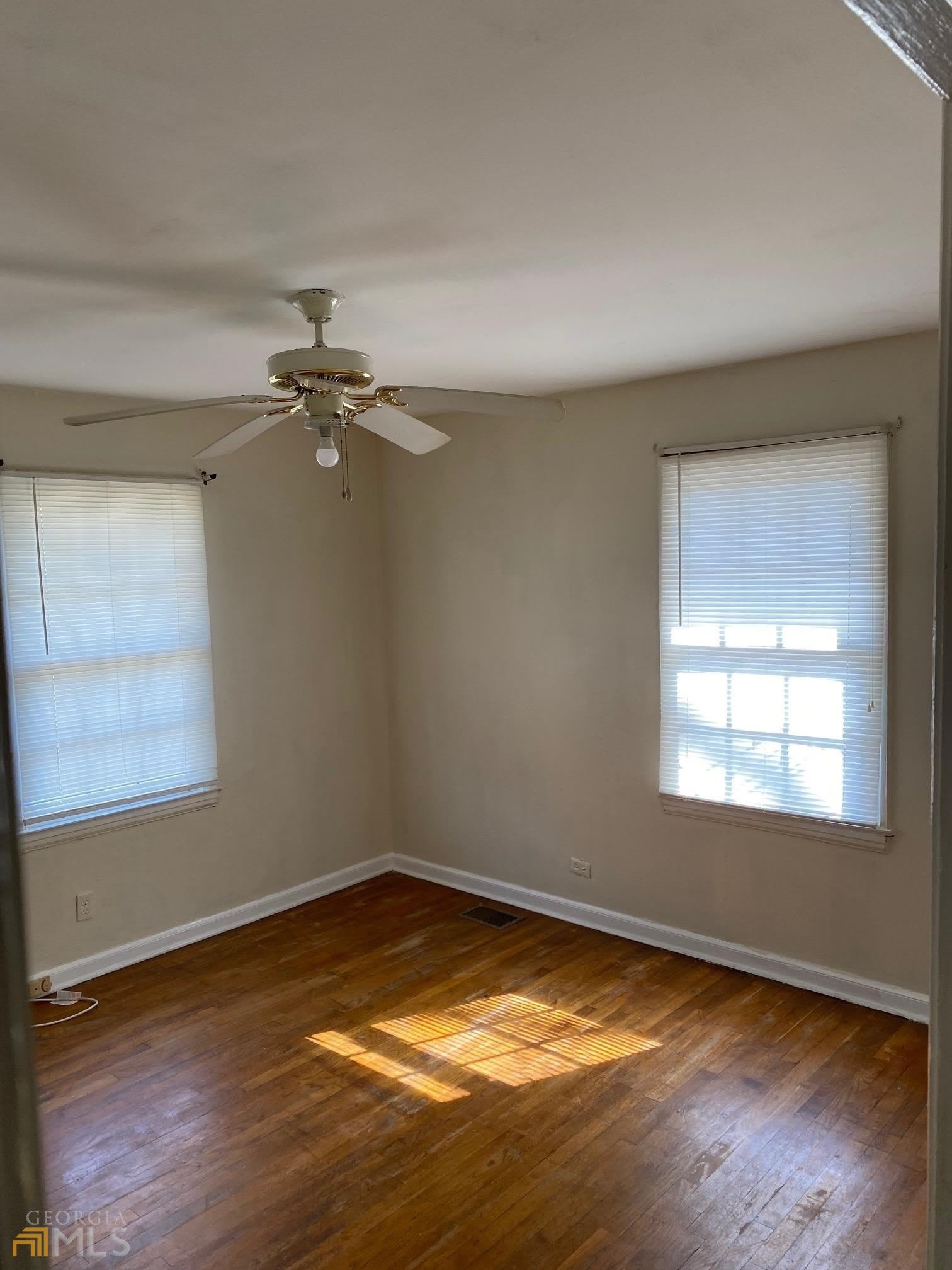 1052 SW Birch Street – photo 4