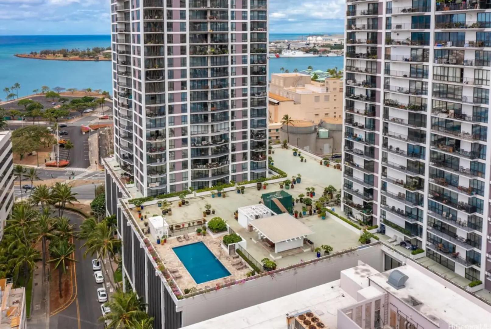 Downtown Honolulu Condo – photo 1