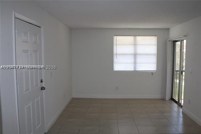 1247 SW 46th Ave – photo 4