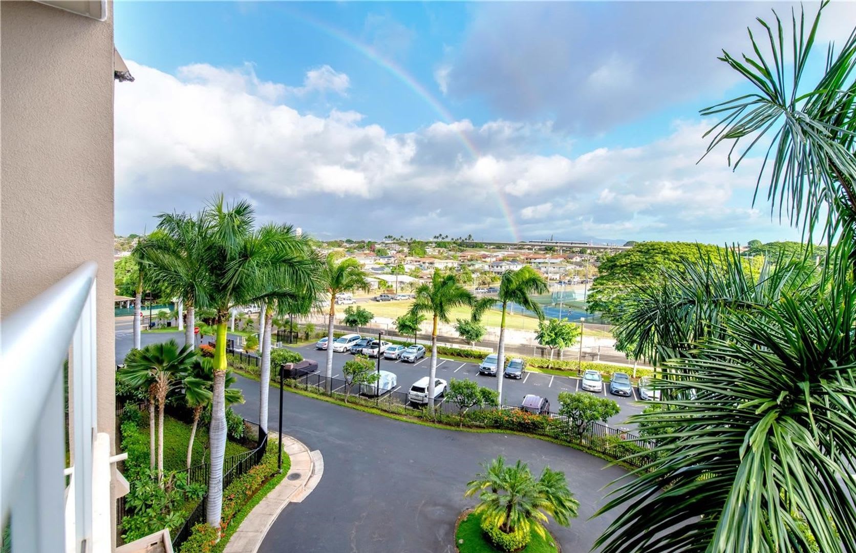 2 Bed / 1 Bath / 1 Parking in Plantation Town Apartments in Waipahu – photo 5