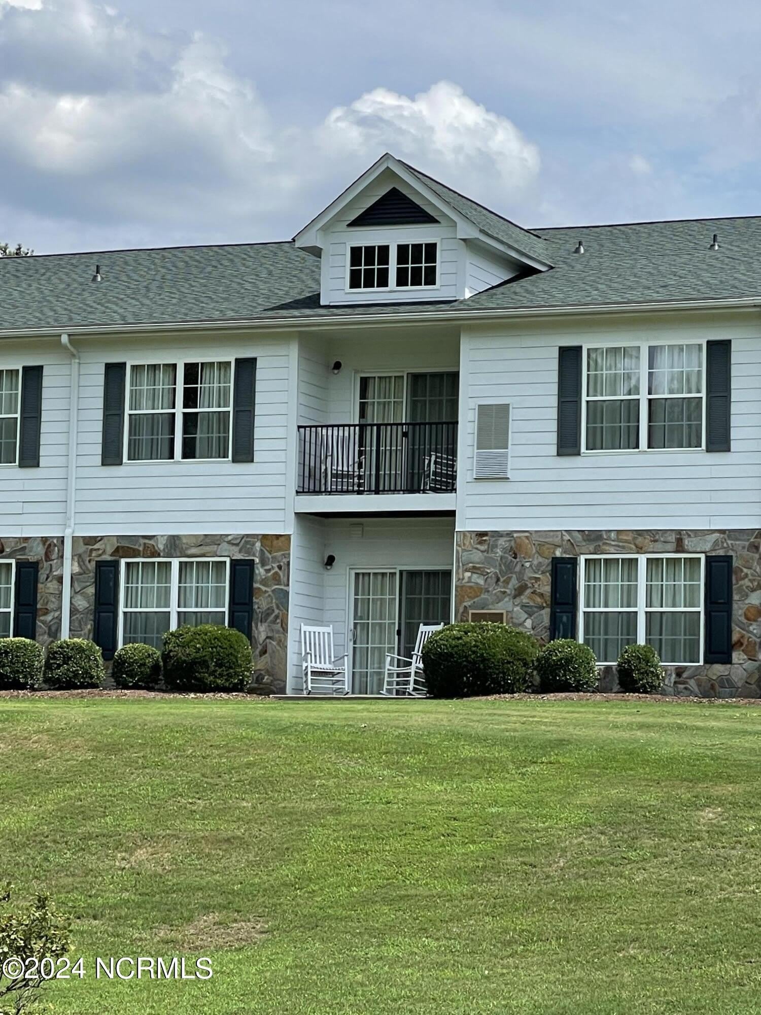 490 Little River Farm Boulevard – photo 1