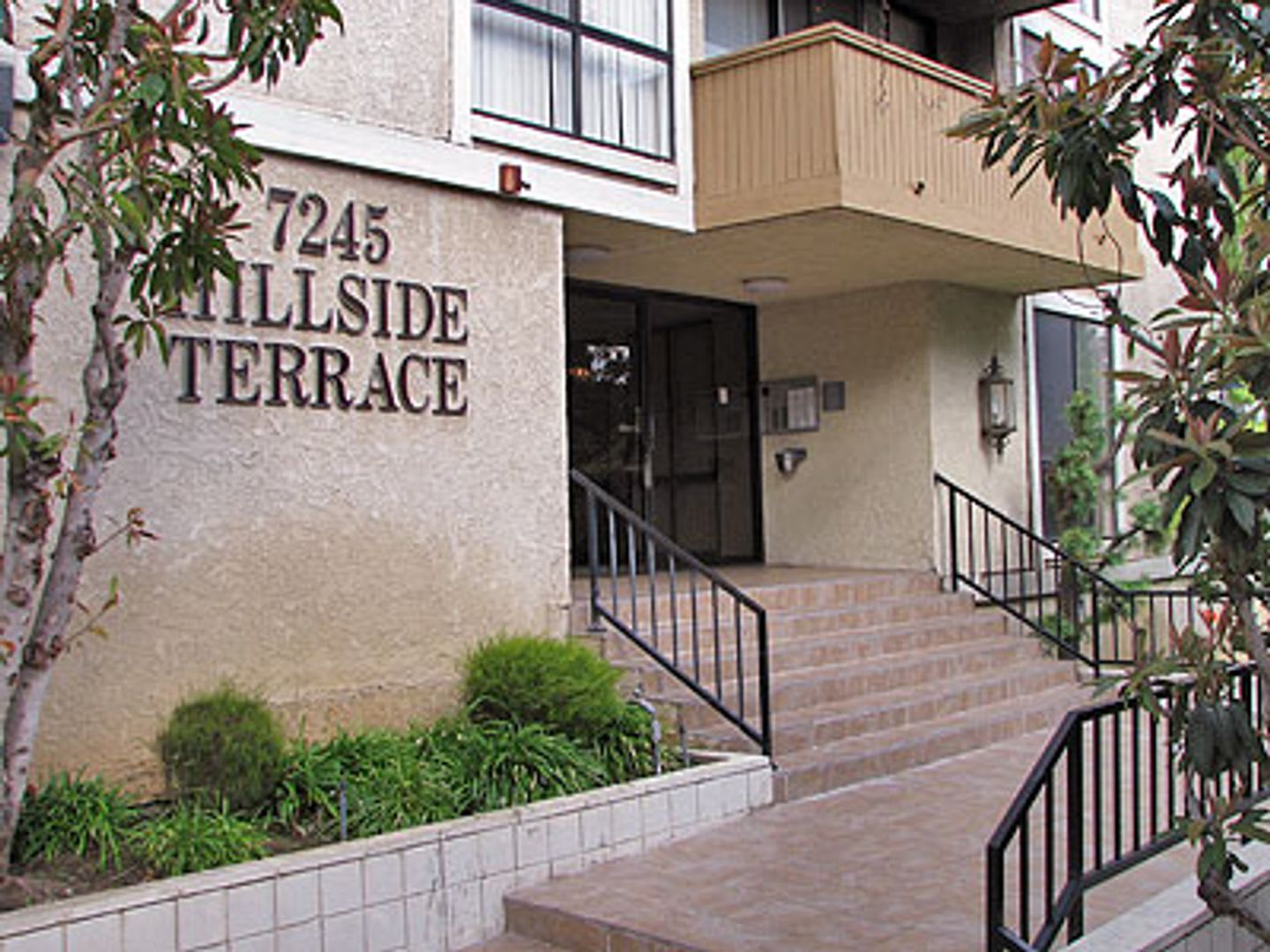 Hillside Terrace – photo 2