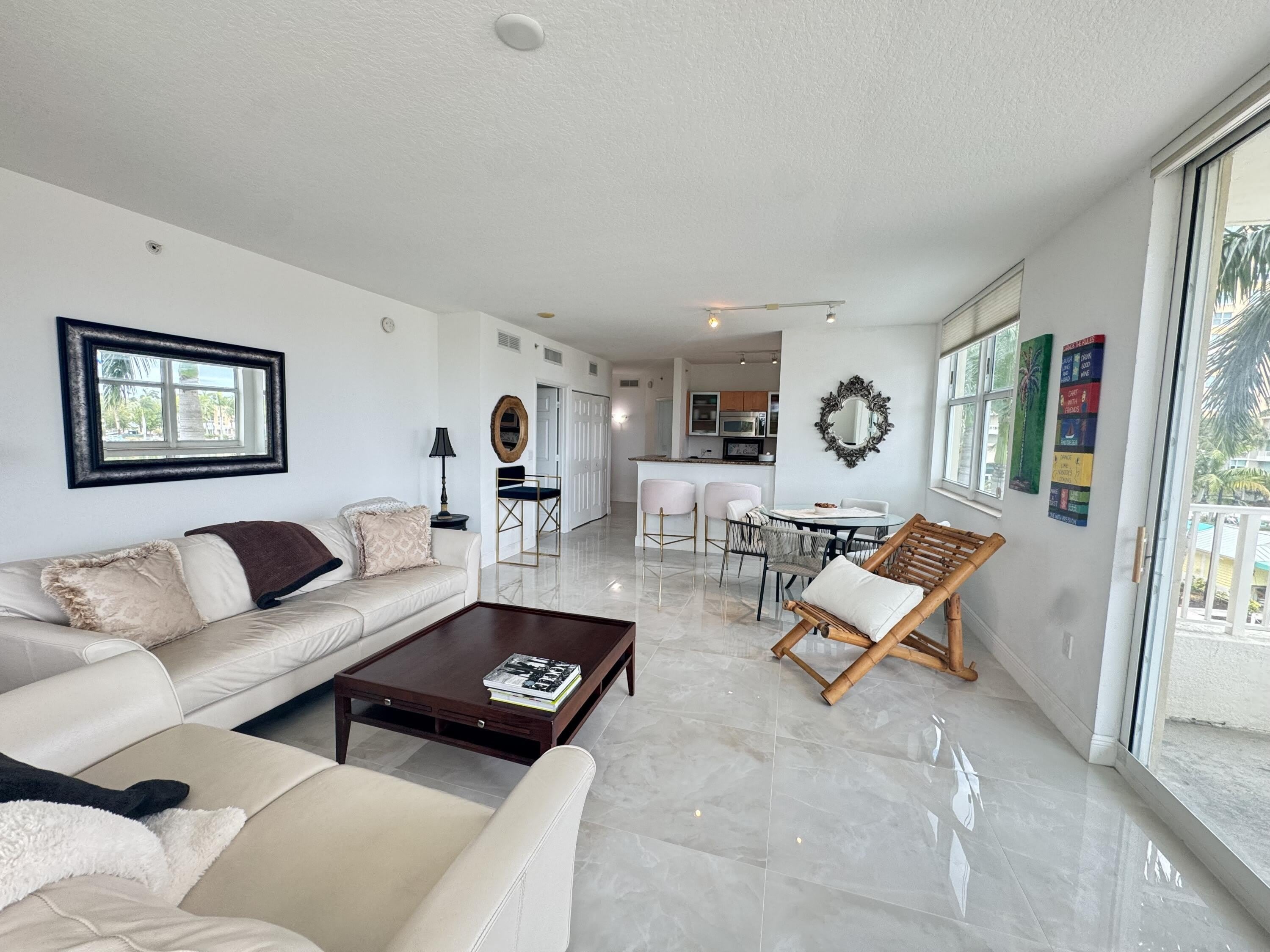 100 NE 6th Street – photo 3