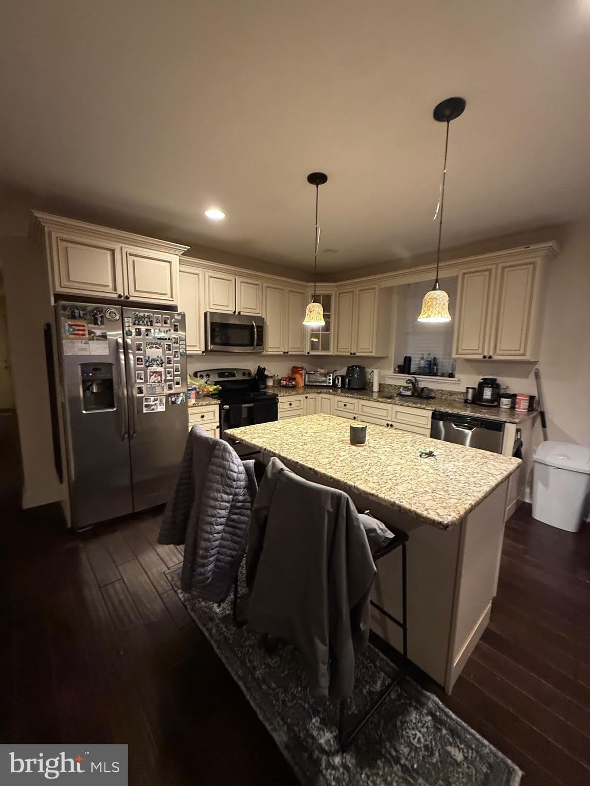 6110 RIDGE Avenue – photo 1
