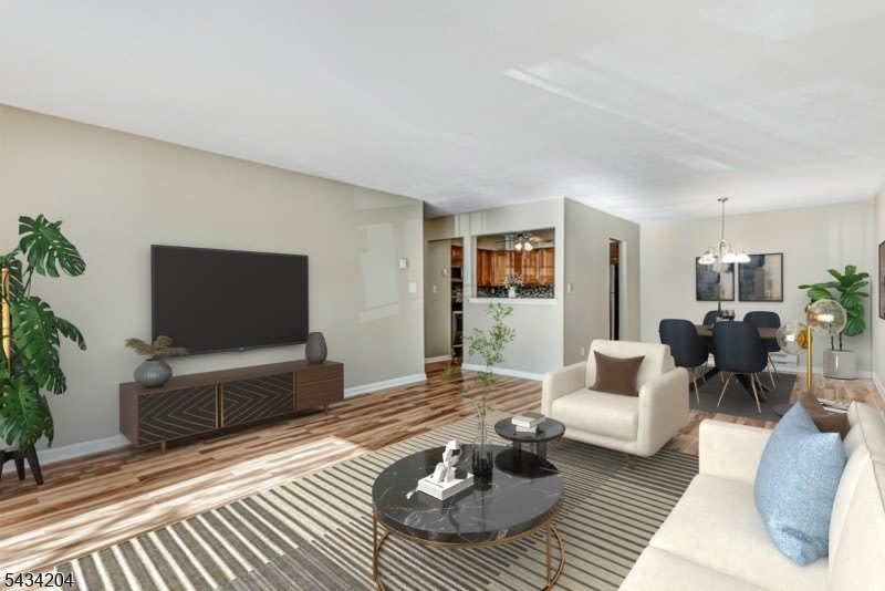 798 Eves Dr – photo 1