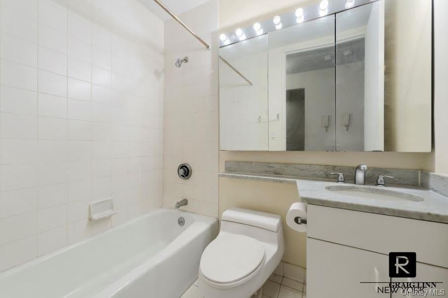 350 W 50th Street – photo 2
