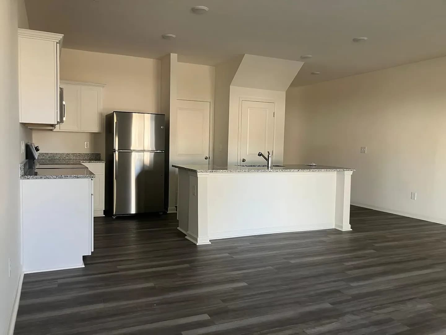 3513 Walker Drive – photo 5