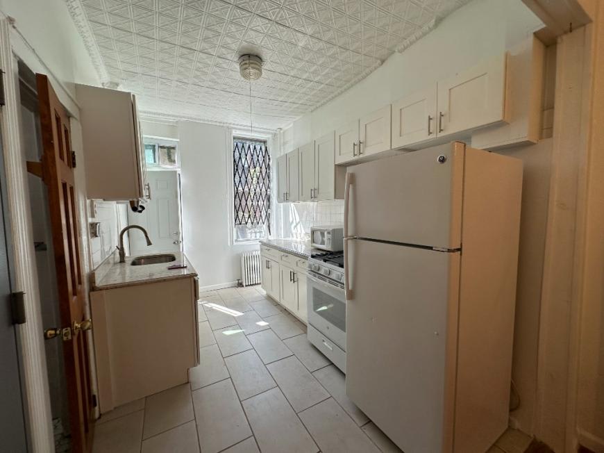 223 Van Brunt Street – photo 2