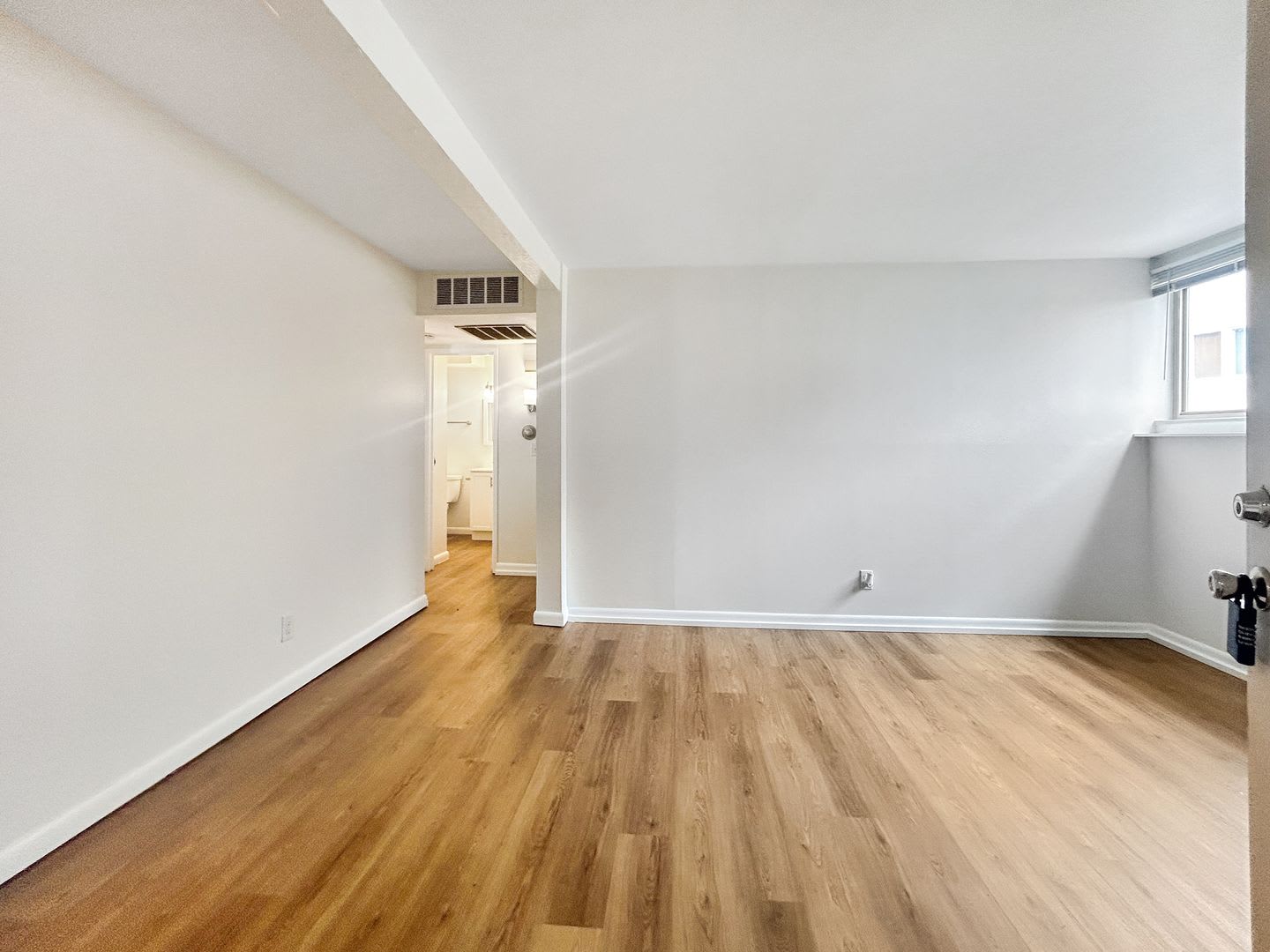 0 Deposit Option Charming Garden Level Condo With Modern Updates In Bear Valley Club – photo 2